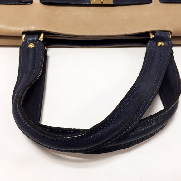 Be & D Celia Colorblock Shoulder Bag - Picture 4 of 7